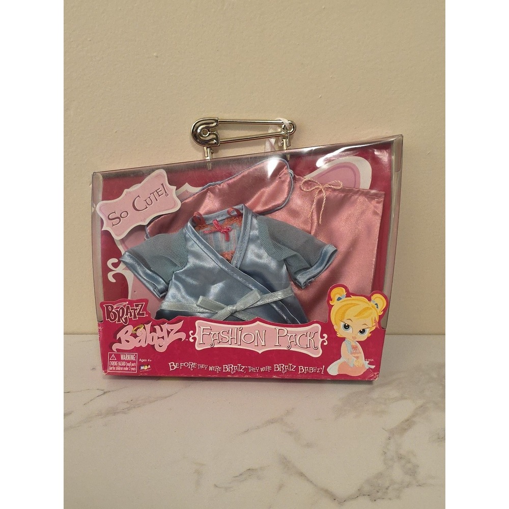 Bratz Babyz Nighty-Night Fashion Pack NEW NIB 2006